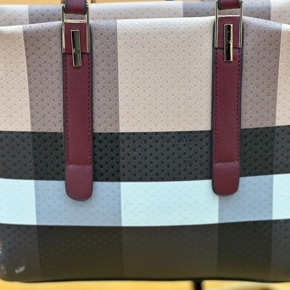 COPY - Unbranded Double Handle Shoulder Bag Black Cream Tan Polyurethane
